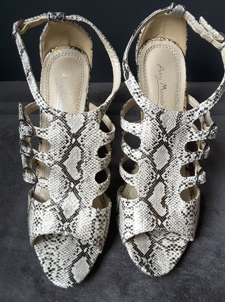 NEW Anne Michelle High Heal shoe